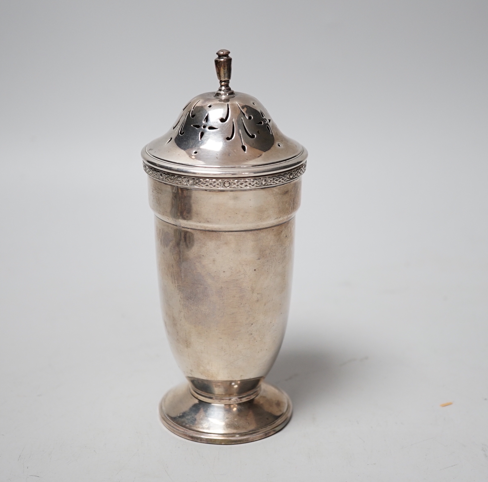 A George VI silver sugar caster, C.S. Green & Co, Birmingham, 1936, 15.2cm, 4.6oz.